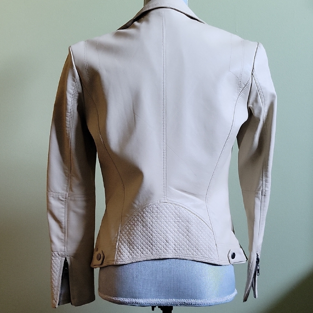 Carmin Cream Faux Leather Jacket Sz S - Picture 4 of 11